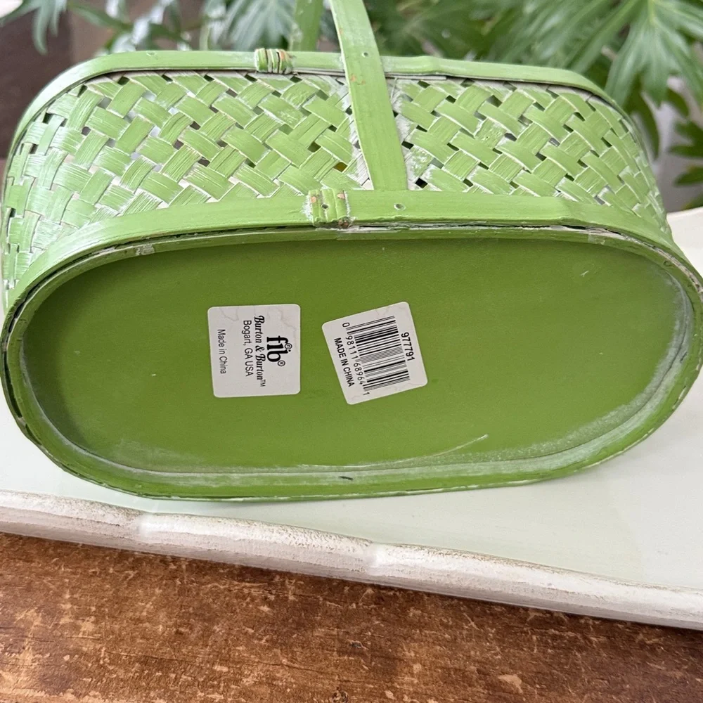 Vintage Burton & Burton Handpainted Green Oval Woven Basket with Handle